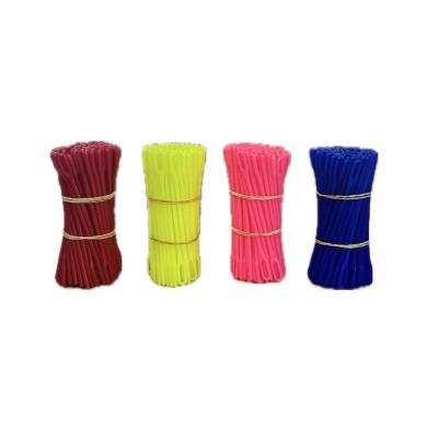Plastik Çuvaldız Orta delikli (kısa)